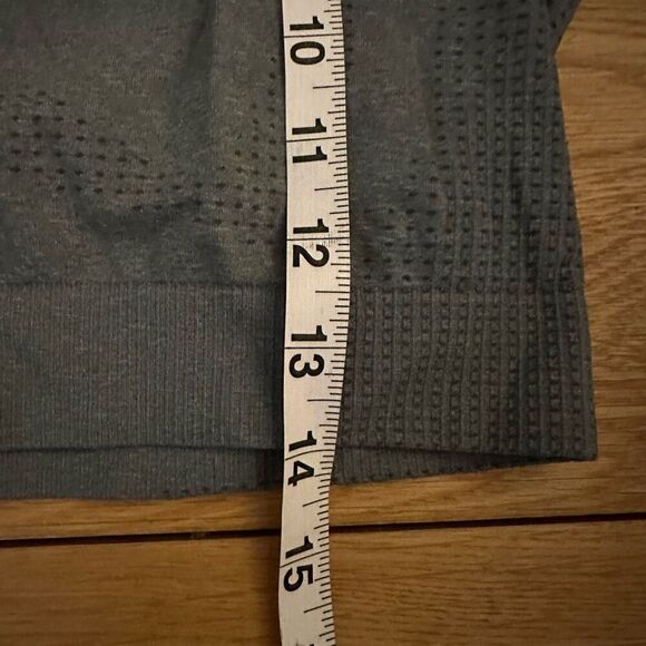 Gymshark vital seamless 2.0 long sleeve crop top gray medium - Picture 4 of 9